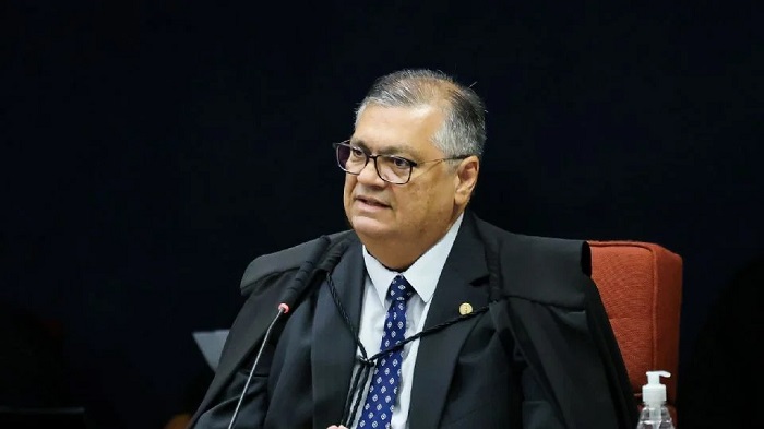 Ministro do STF, Fl;ávio Dino: 'As obras poderão retornar ao mercado desde que sejam reeditadas e removam os trechos considerados 'incompatíveis com a Constituição Federal' - Foto: Divulgação