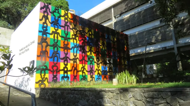 Caso aconteceu na Faculdade de Educação da Universidade Federal da Bahia (Ufba), localizada no bairro do Canela (Foto: Reprodução)