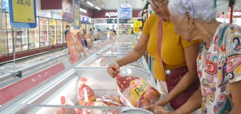 Macho cresce mais do que a fêmea; por isso, ele é criado para outros tipos de alimentos. Foto: Romildo de Jesus/TRBN