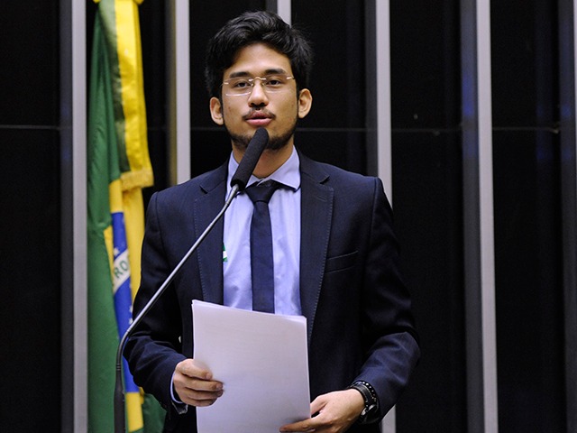 O pedido foi enviado para protocolo na Câmara dos Deputados na última sexta-feira (17)