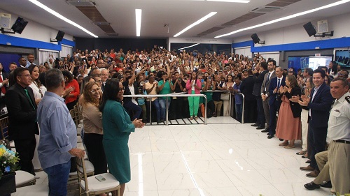 Presença massiva do público na solenidade - Foto: Câmara