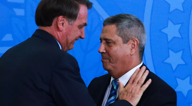Jair Bolsonaro e Walter Souza Braga Netto (Foto: Valter Campanato/Agência Brasil)