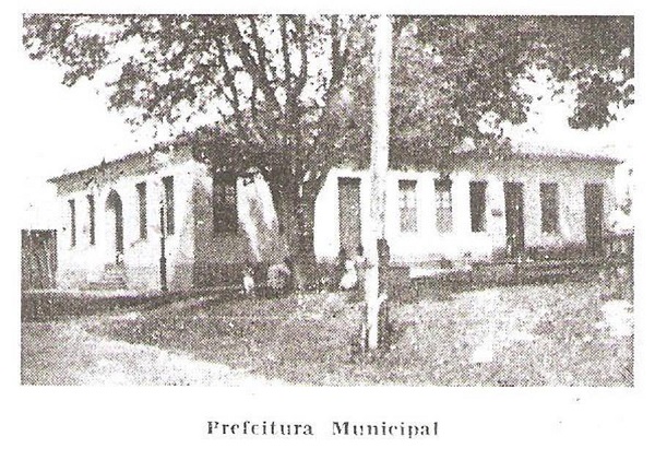 A primeira sessão foi realizada na sala de audiência do antigo prédio da prefeitura (Foto). Créditos: CMC