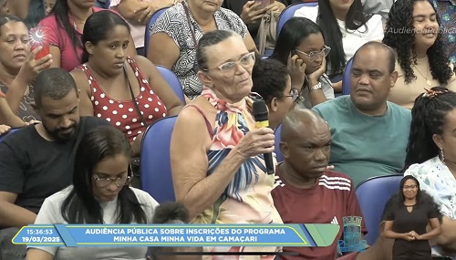  Inscrita questionando a atitude do governo, sobre o cancelamento das inscrições - Foto: Câmara