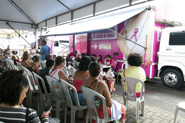 Iniciativa visa a prevenção, detecção precoce e tratamento do câncer de mama (Foto: Reprodução)