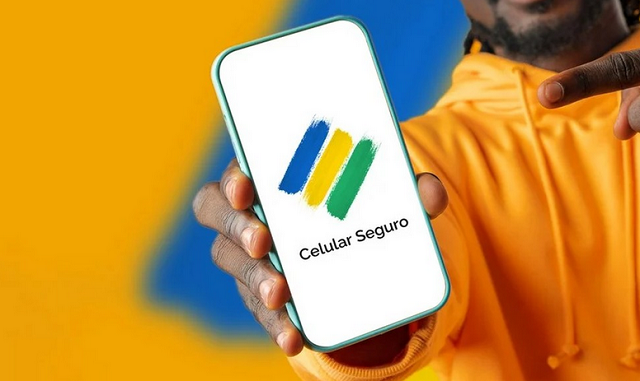 Celular Seguro funciona como um botão de emergência: com um único clique, o usuário pode bloquear o aparelho, a linha telefônica e o acesso a aplicativos, como bancos e redes sociais (Foto: Reprodução)