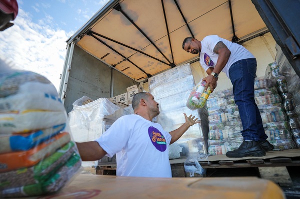 Cestas da Páscoa começam a ser entregues na zona rural e povoados - Foto: Ascom PMC