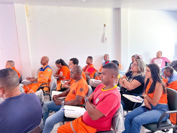 Atividade acontece por meio da parceria com o 10° Batalhão de Bombeiros Militar (BBM) de Camaçari (Foto: Divulgação)