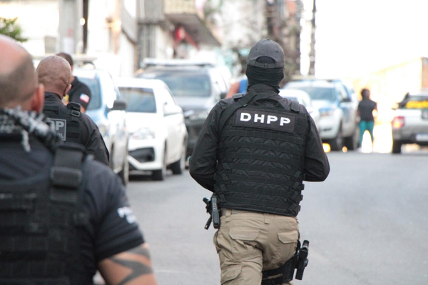 Jovem foi encontrada após investigação realizada pela 4ª Delegacia de Homicídios de Camaçari, unidade do Departamento de Homicídios e Proteção à Pessoa (DHPP) (Foto: Divulgação)
