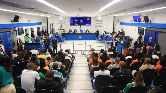 Sessão na Câmara de Camaçari (Foto: Divulgação)