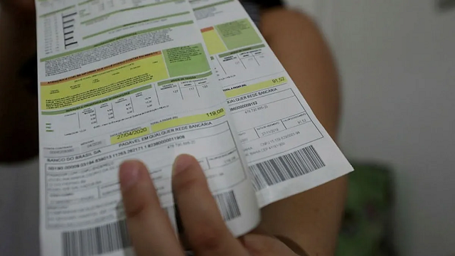 Novas regras da Tarifa Social de Energia Elétrica começam a valer a partir de julho (Foto: Adilton Venegeroles/Ag. A Tarde)