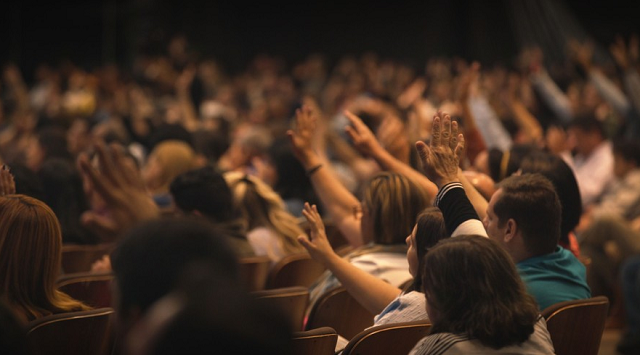 Dados foram divulgados no Censo sobre religião nesta sexta-feira, 6 (Foto: Reprodução)