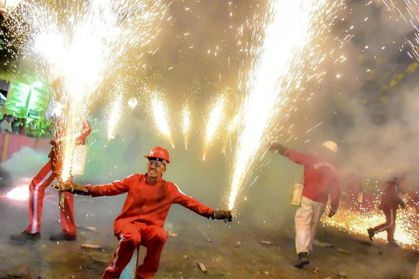 Secretária de Saúde, Roberta Santana, apela aos pais que reflitam melhor sobre exposição de crianças a fogos (Foto: Gasparino de Figueiredo/Divulgação)