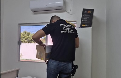 Momento da 'batida' policial e prisão do vereador - Divulgação