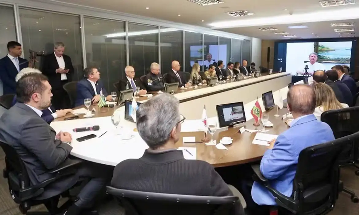 Governadores de direita reunidos no Palácio Guanabara/RJ
