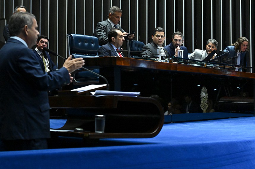 Senado aprova fim de descontos em beneficios do INSS - Foto de Jefferson Rudy-Agência Senado