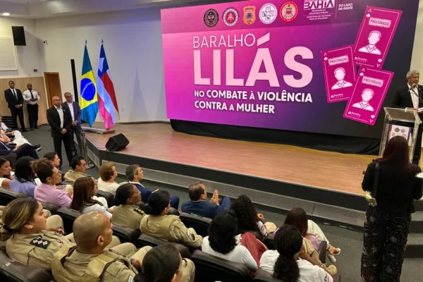 O Baralho Lilás foi lançado nesta sexta-feira, 12 (Foto: Divulgação)