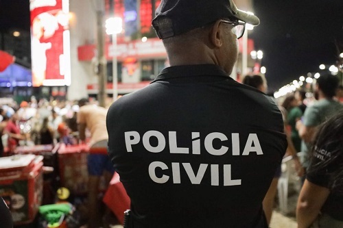 CARNAVAL – Foliã é ferida no olho e homem baleado no pescoço durante tiroteio no Circuito do Campo Grande