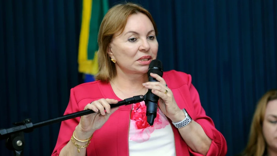 OS DETALHES – PF acha tabela de propinas do esquema INSS: R$ 780 mil para deputada Gorete