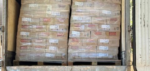 CANDEIAS – Caminhão com 25T de salsicha vencida é apreendido pela Polícia Civil na BR-324