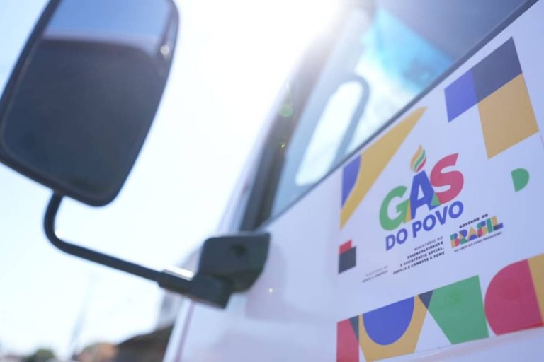 0f5b7557-d890-49fd-949b-cb569959140c