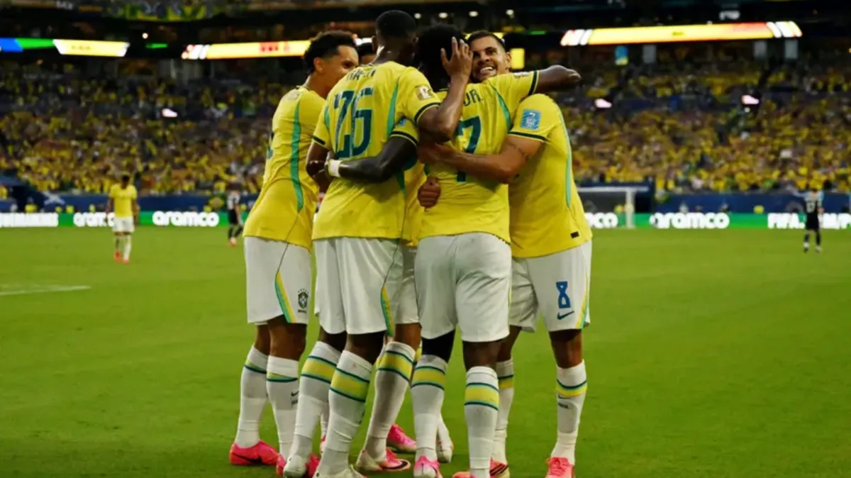 jogadores-da-selecao-ja-tem-r-21-milhoes-em-premia0139331700202606261432-ScaleDownProportional
