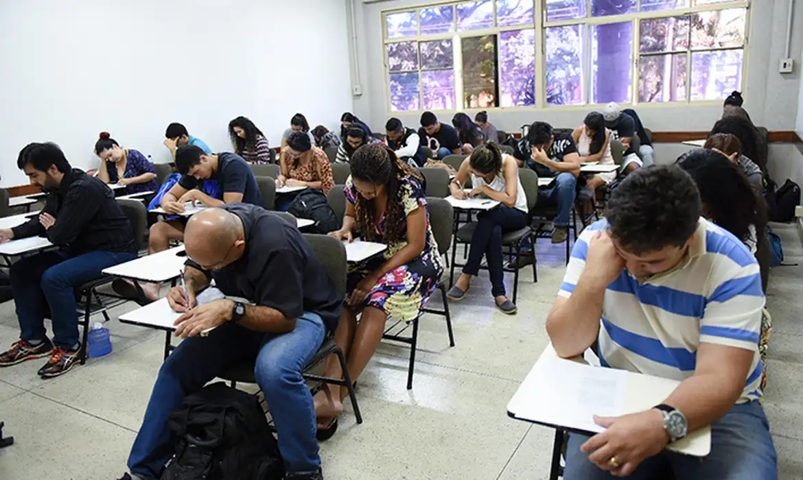 encceja-2026-aplica-provas-neste-domingo-confira-l0139888800202608171513-ScaleDownProportional