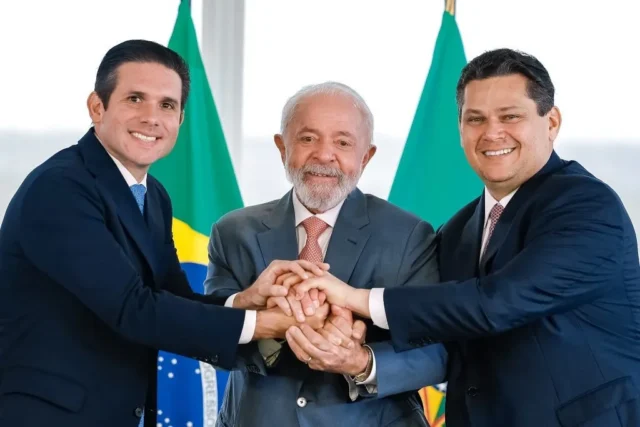 lula-pode-definir-futuro-da-taxa-das-blusinhas-nes0139978700202608260827-ScaleDownProportional