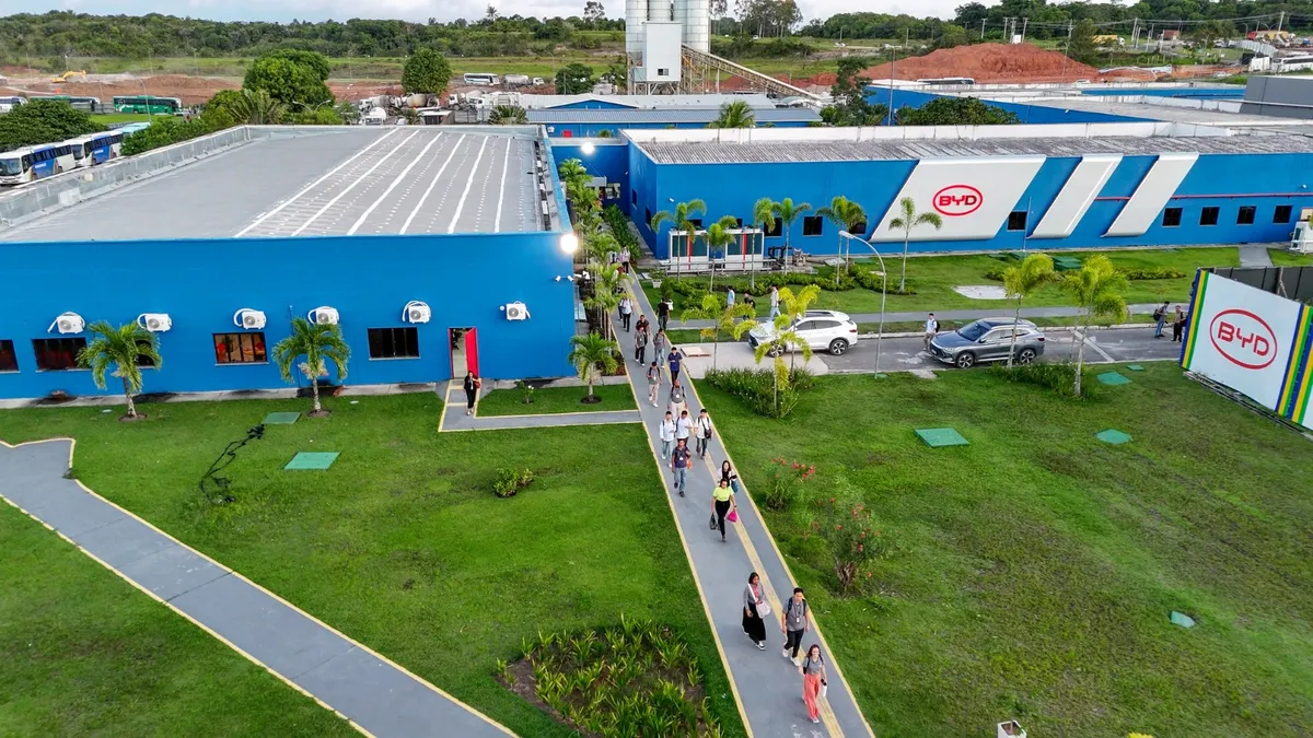 byd-chega-a-8-mil-funcionarios-em-camacari-e-abre-0140228200202609161124-ScaleDownProportional