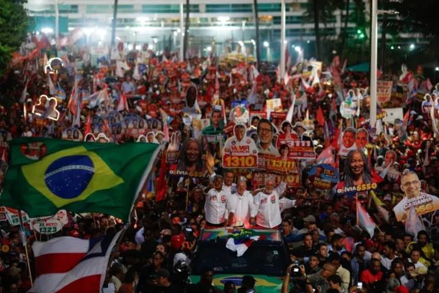 caminhada-em-salvador-se-torna-maior-ato-de-campan0140393000202609291905-ScaleDownProportional