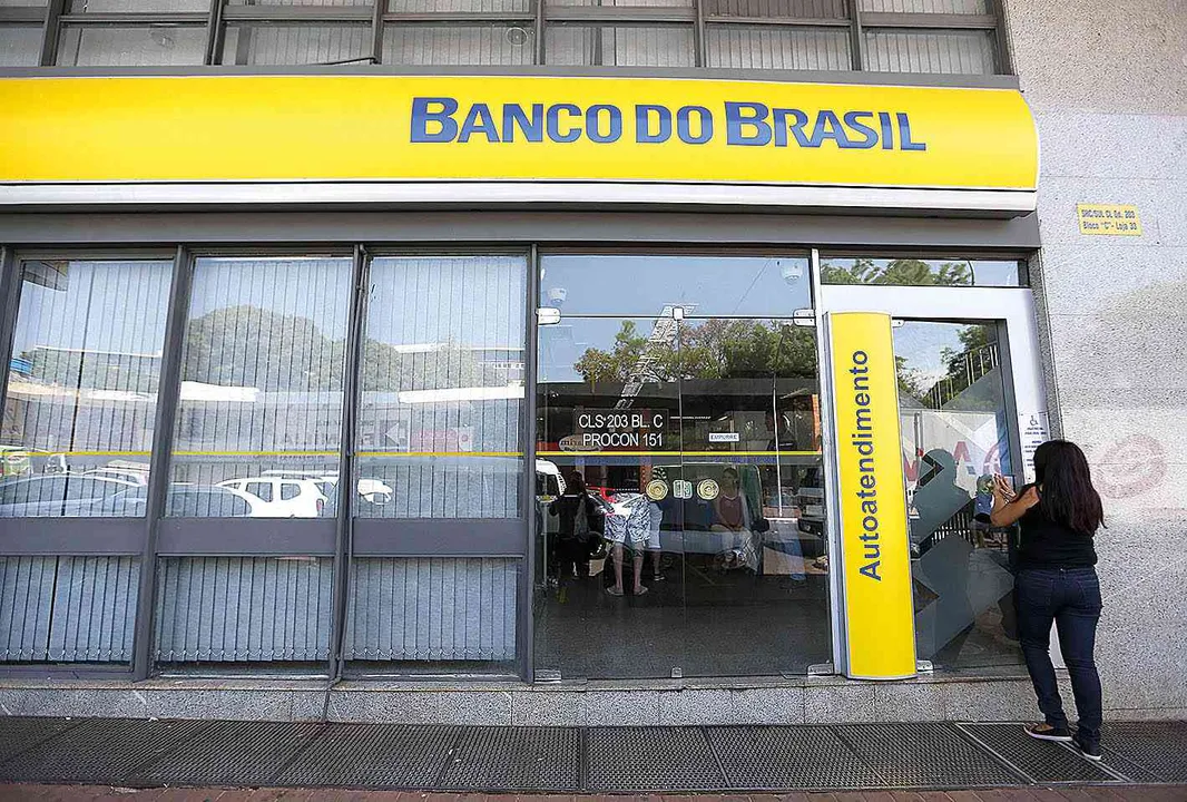tudo-fechado-salvador-tera-paralisacao-de-bancario0139914100202608191901-ScaleDownProportional