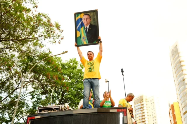 apos-1-turno-jair-bolsonaro-pede-a-moraes-para-rec0140474000202610060742-ScaleDownProportional