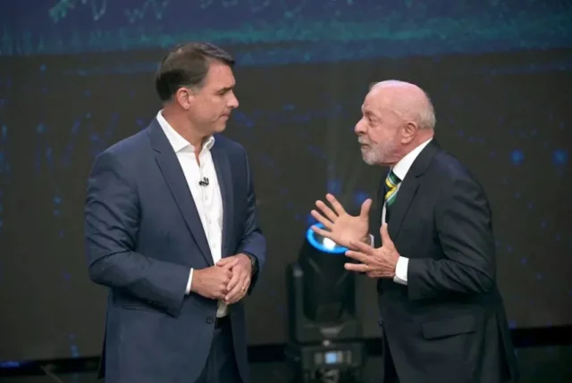 atlasintel-lula-e-flavio-bolsonaro-empatam-em-ulti0140699300202610241922-ScaleDownProportional