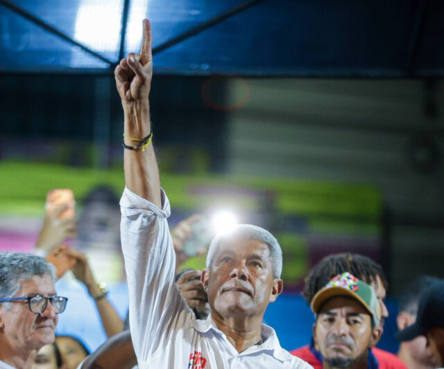 jeronimo-rodrigues-e-reeleito-governador-da-bahia-0140456000202610042104