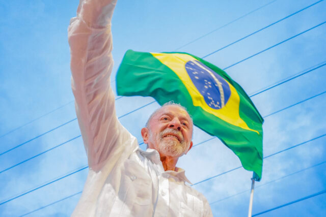 lula-faz-81-anos-dois-dias-apos-vencer-eleicao-pre0140726100202610270649