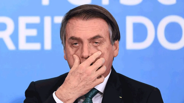 Defesa de Bolsonaro apresenta argumento para evitar prisão (Foto: Evaristo Sá/AFP)