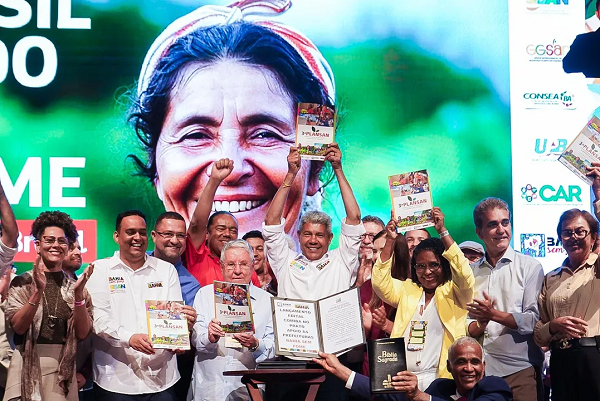 Governador Jerônimo Rodrigues participou do lançamento do 3º Plansan em Feira de Santana (Foto: Thássio Ramos/BSF)