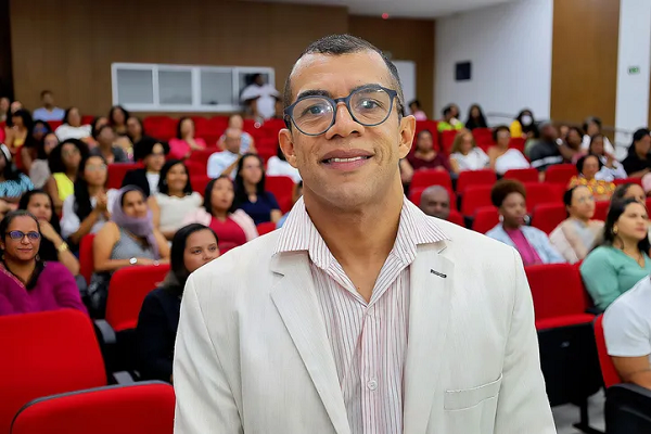 Secretário de Educação de Camaçari (Seduc), professor Márcio Neves (Foto: Everaldo Paixão)