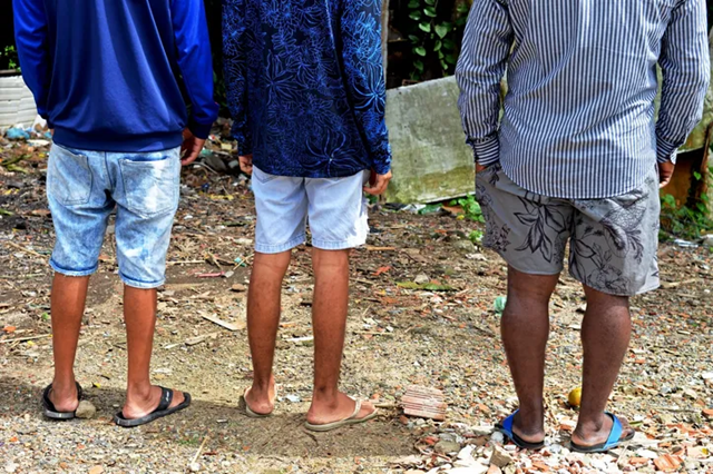 Trabalhadores procuraram a Justiça para garantir direitos (Foto: Shirley StolzeQ/Ag. A TARDE) Trabalhadores procuraram a Justiça para garantir direitos (Foto: Shirley StolzeQ/Ag. A TARDE)