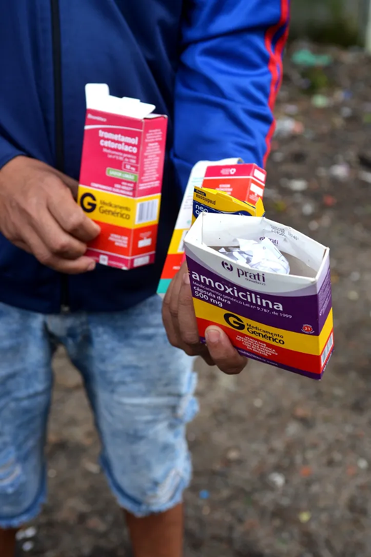 Trabalhador faz tratamento contra pneumonia (Foto: Shirley Stolze/Ag. A TARDE) Trabalhador faz tratamento contra pneumonia (Foto: Shirley Stolze/Ag. A TARDE)