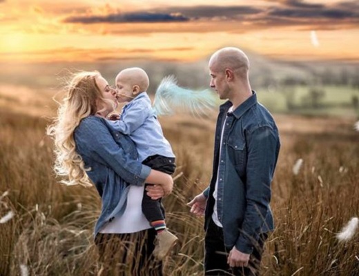 'Abracem seus bebês, abracem e beijem muito. Vocês não percebem quanta sorte têm', compartilhou a mãe (Foto: Reprodução | Instagram) 'Abracem seus bebês, abracem e beijem muito. Vocês não percebem quanta sorte têm', compartilhou a mãe (Foto: Reprodução | Instagram)