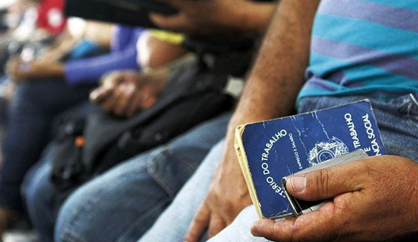 Pedidos podem ser feitos ainda hoje pelo site do INSS (Foto: Reprodução)