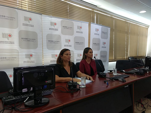 As promotoras de Justiça Márcia Teixeira (à esquerda) e Anna Karina falaram com a imprensa nesta sexta-feira (22) (Foto: Reprodução)