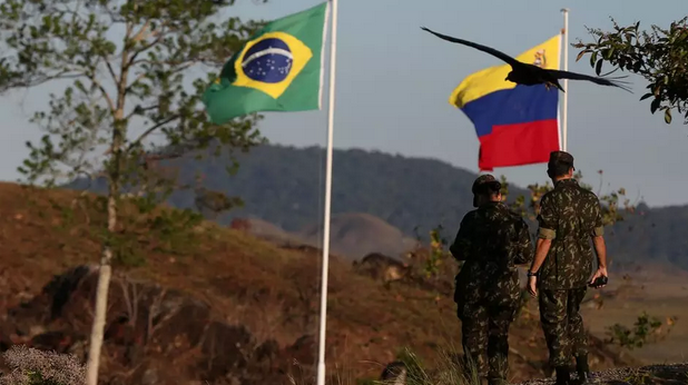 Fronteira entre países (Foto: Bruno Kelly | Reuters | BBC News Brasil) Fronteira entre países (Foto: Bruno Kelly | Reuters | BBC News Brasil)