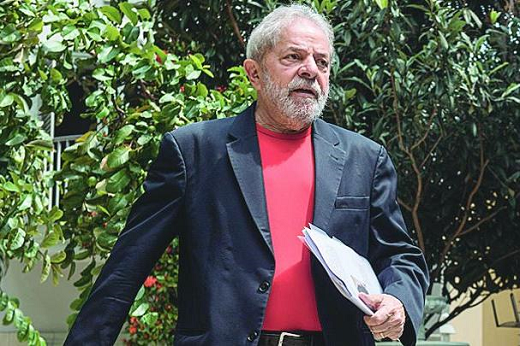 Ex-presidente Luiz Inácio Lula da Silva está preso na carceragem da Polícia Federal, em Curitiba, desde 7 de abril do ano passado (Foto: Reprodução)
