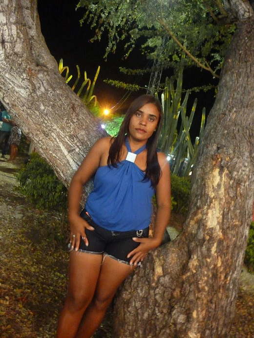 Adriana chegou a ter convulsões enquanto estava em cima de uma moto (Foto: Acervo pessoal) 