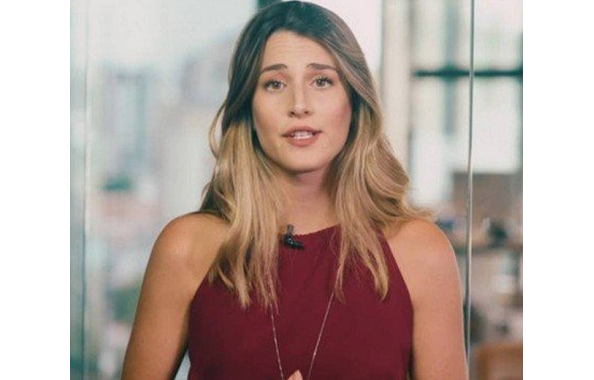 Bettina Rudolph, de 22 anos, funcionária da Empiricus, afirma ter acumulado mais de R$ 1 milhão, em três anos, com um investimento inicial de R$ 1.500 (Foto: Reprodução) Bettina Rudolph, de 22 anos, funcionária da Empiricus, afirma ter acumulado mais de R$ 1 milhão, em três anos, com um investimento inicial de R$ 1.500 (Foto: Reprodução)