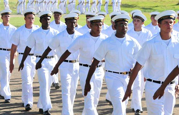 Marinha e Aeronáutica reúnem mais de 1000 vagas em diferentes editais (Foto: Reprodução)