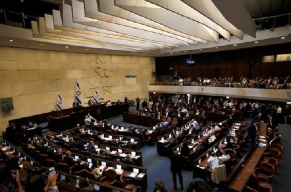  Câmara de Israel votou por sua dissolução nesta 4ª (Foto: Ronen Zvulun | Reuters)