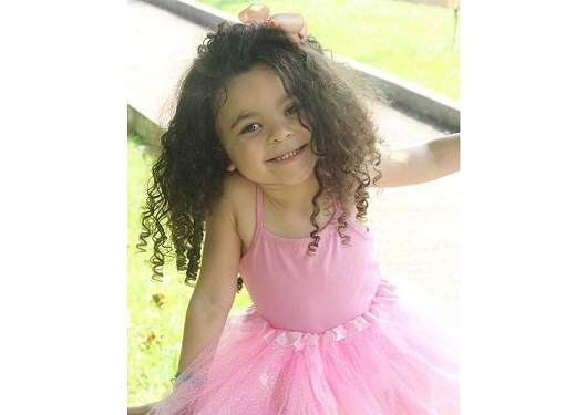 Manuelly Stopiglia, hoje com 3 anos (Foto: Reprodução)
